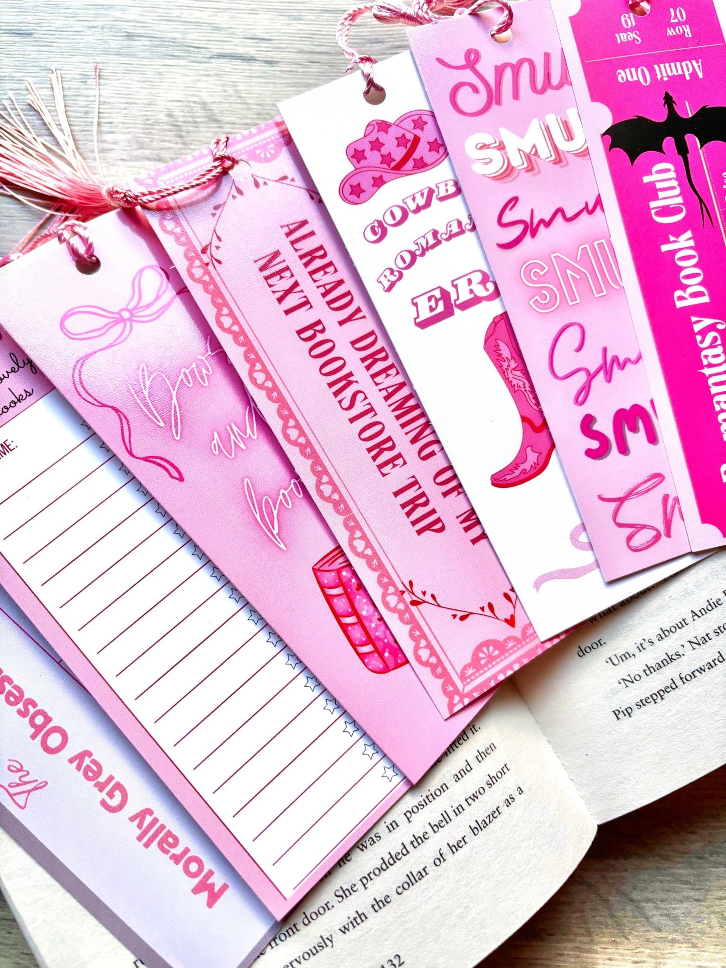 Romantasy Book Club Bookmark - Shelfaware