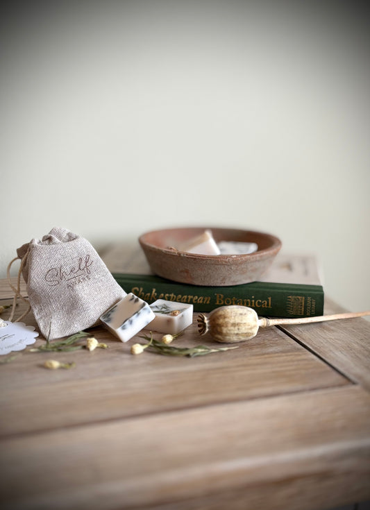 Botanical Wax Melts- Books and Flowers