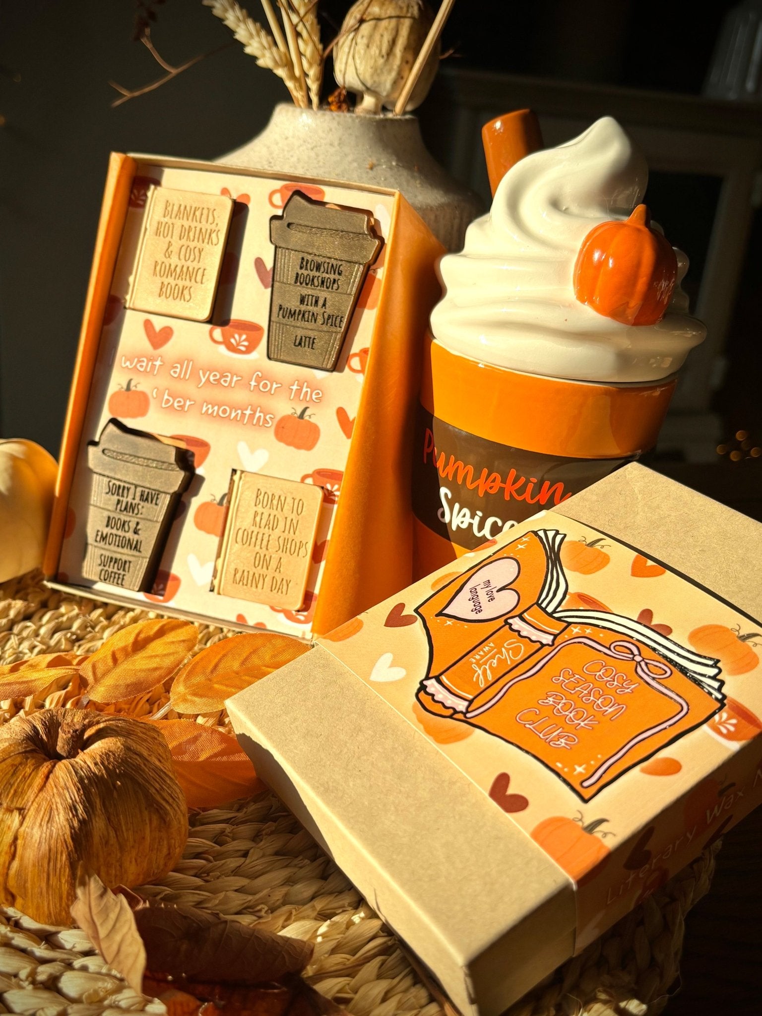 book lover wax melts for autumn with pumpkin wax melt burner