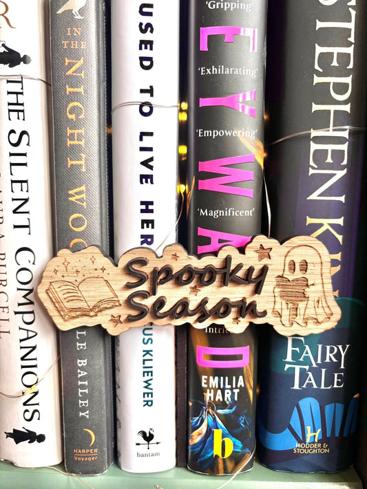 Spooky Season Bookshelf Genre Divider for autumn 